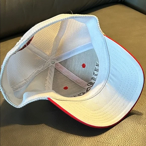 Wilson Red and White Fitted Mesh Cap, NWT - Picture 5 of 9